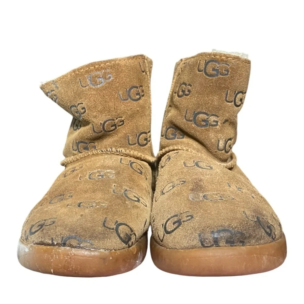 UGG Keelan Embossed Logo Tan Boots Size 10 Toddler